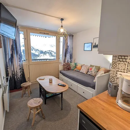 4 Personnes Dans Le Mythique Paquebot Des Neiges A Apartment La Plagne